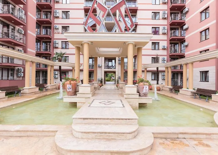 Tarsis Club & AquaparkAparthotel